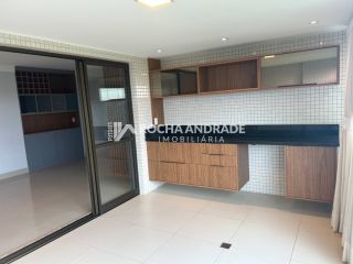 Apartamento Para Vender com 4 quartos 4 suítes no bairro Pituacu em Salvador