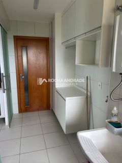 Apartamento Para Vender com 4 quartos 4 suítes no bairro Pituacu em Salvador