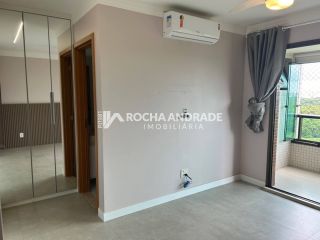 Apartamento Para Vender com 4 quartos 4 suítes no bairro Pituacu em Salvador