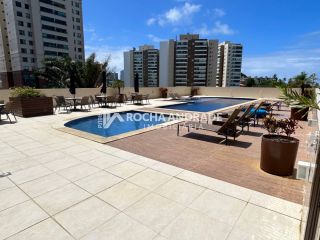 Apartamento Para Vender com 4 quartos 4 suítes no bairro Pituacu em Salvador