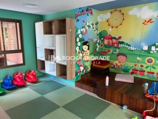 Apartamento Para Vender com 4 quartos 4 suítes no bairro Pituacu em Salvador