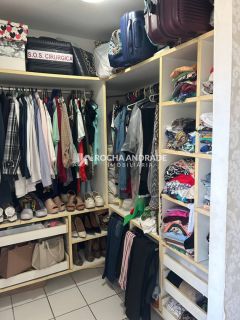 Casa em condomínio 3 suítes e 4 vagas