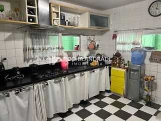 Casa em condomínio 3 suítes e 4 vagas