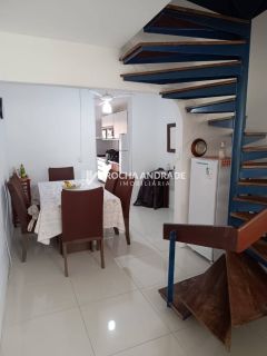 Casa tríplex em condomínio Para Vender com 3 quartos 1 suítes no bairro Itapuã em Salvador