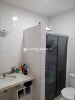 Casa tríplex em condomínio Para Vender com 3 quartos 1 suítes no bairro Itapuã em Salvador