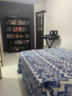 Casa de Condomínio Para Vender com 4 quartos 2 suítes no bairro Sao Cristovao em Salvador