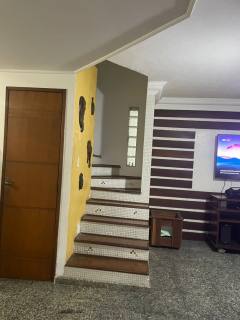 Casa de Condomínio Para Vender com 4 quartos 2 suítes no bairro Sao Cristovao em Salvador