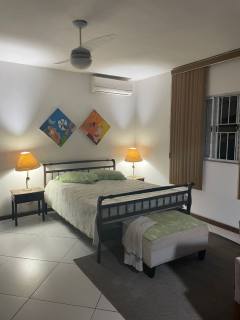 Casa de Condomínio Para Vender com 4 quartos 2 suítes no bairro Sao Cristovao em Salvador
