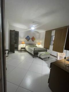 Casa de Condomínio Para Vender com 4 quartos 2 suítes no bairro Sao Cristovao em Salvador