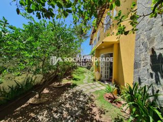 Casa Para Vender com 5 quartos 3 suítes no bairro Pedra do Sal em Salvador