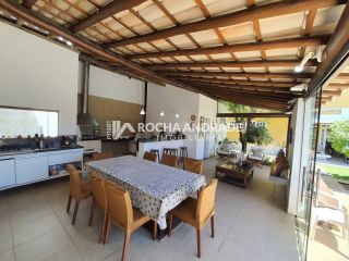 Casa Para Vender com 5 quartos 3 suítes no bairro Pedra do Sal em Salvador