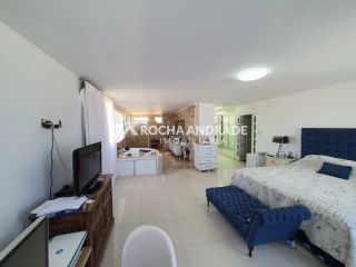 Casa Para Vender com 5 quartos 3 suítes no bairro Pedra do Sal em Salvador