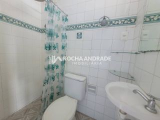 Apartamento com 2 quartos sendo 2 suítes no bairro Rio Vermelho em Salvador.