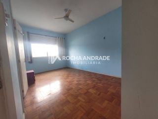 Apartamento com 2 quartos sendo 2 suítes no bairro Rio Vermelho em Salvador.