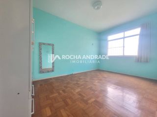 Apartamento com 2 quartos sendo 2 suítes no bairro Rio Vermelho em Salvador.