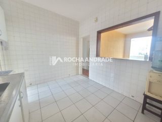 Apartamento com 2 quartos sendo 2 suítes no bairro Rio Vermelho em Salvador.