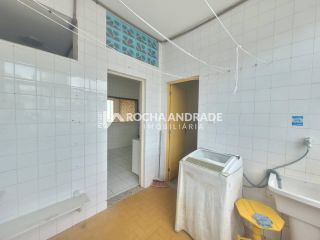 Apartamento com 2 quartos sendo 2 suítes no bairro Rio Vermelho em Salvador.