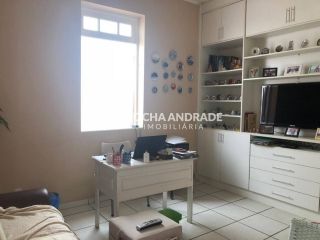 Casa Para Vender com 7 quartos 1 suíte no bairro Nazare em Salvador