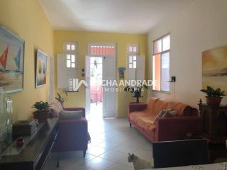 Casa Para Vender com 7 quartos 1 suíte no bairro Nazare em Salvador