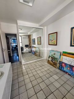 Apartamento 4 quartos Pituba com armários