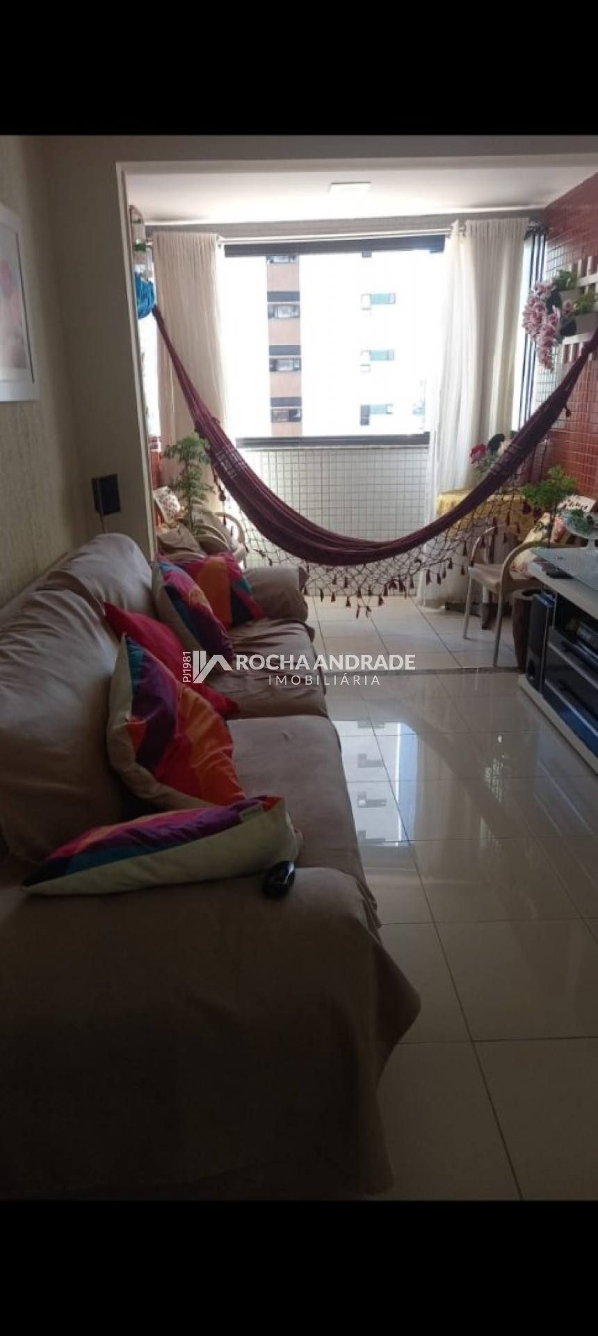 Apartamento Para Vender com 3 quartos 1 suíte no bairro Armação em Salvador