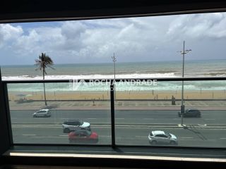 Studio frente mar no bairro Armação em Salvador para vender