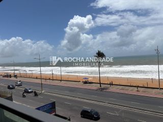 Studio frente mar no bairro Armação em Salvador para vender