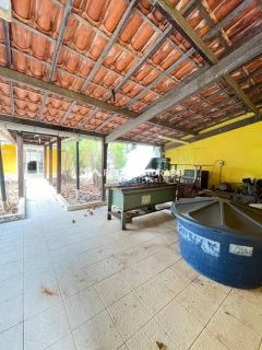Casa Para Vender com 3 quartos 2 suítes no bairro Praia do Flamengo em Salvador