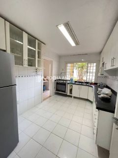 Casa Para Vender com 3 quartos 2 suítes no bairro Praia do Flamengo em Salvador