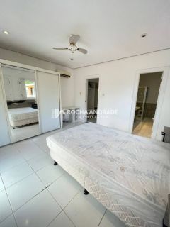 Casa Para Vender com 3 quartos 2 suítes no bairro Praia do Flamengo em Salvador