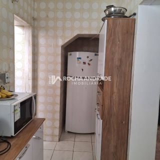 Itapuã localizadíssimo 2/4 grande com área coberta