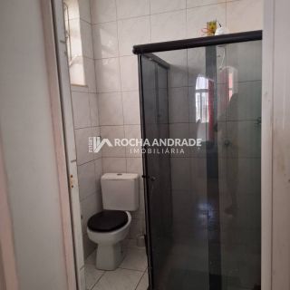 Itapuã localizadíssimo 2/4 grande com área coberta