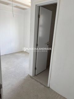 Apartamento Para Vender com 3 quartos 3 suítes no bairro Jaguaribe em Salvador frente mar