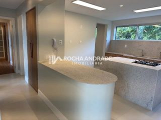 Apartamento 3/4 Reformado em Alto Padrão – 110 m² – Ondina – Nascente