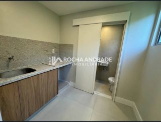 Apartamento 3/4 Reformado em Alto Padrão – 110 m² – Ondina – Nascente
