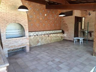 Casa Alto Padrão com Excelente Estrutura – 5 Suítes, Piscina e Área de Lazer Completa