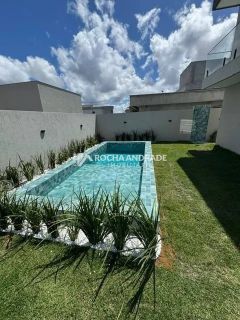 Casa Duplex de Alto Padrão 4/4 em Condomínio