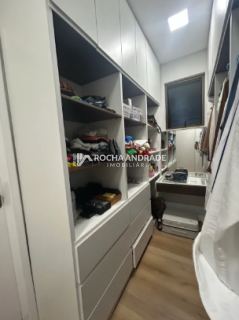 Apartamento Reformado com 164m², Nascente, 2 Vagas e Planta Ampla