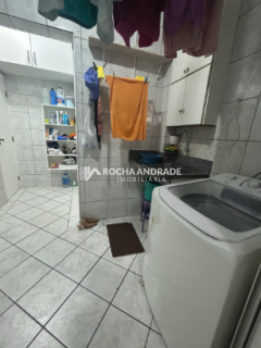 Apartamento Reformado com 164m², Nascente, 2 Vagas e Planta Ampla