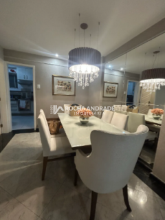 Apartamento Reformado com 164m², Nascente, 2 Vagas e Planta Ampla