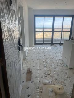 Apartamento à venda em Jaguaribe | Frente Mar | 2 Suítes | 74 m²