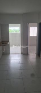 Apartamento Village à Venda em Ipitanga - Apenas 300m da Praia!