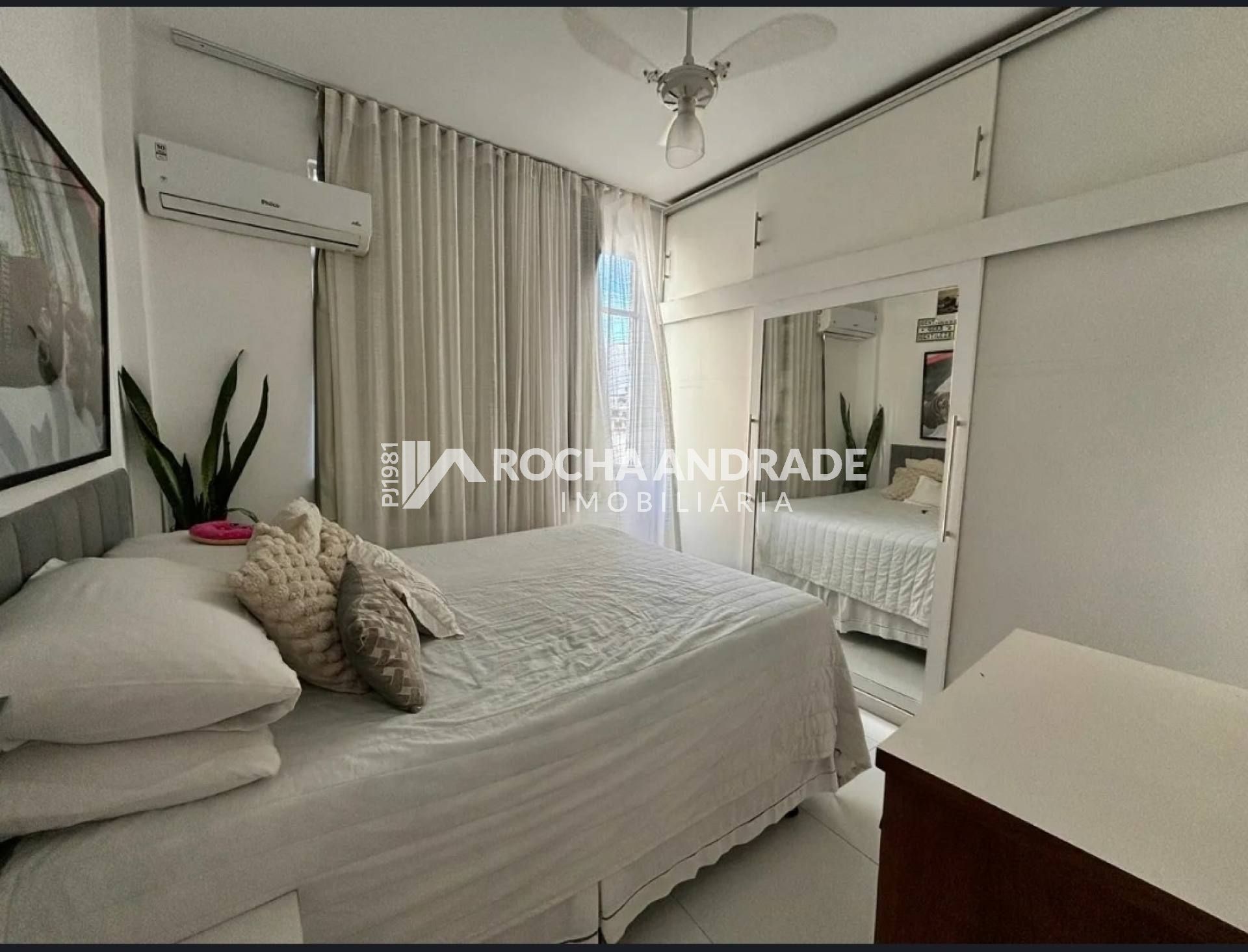 Apartamento à Venda - 2 Quartos Vila Laura