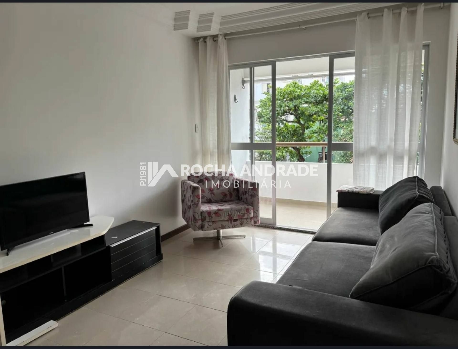 Apartamento 2 suítes a Venda no Rio Vermelho - Porteira Fechada