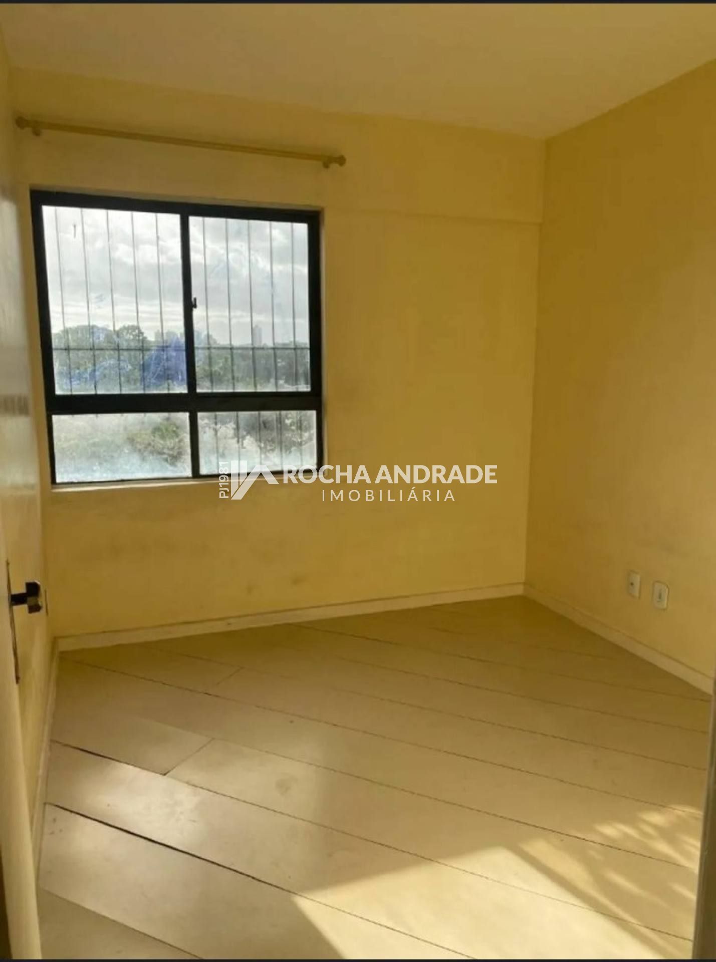 Apartamento Para Vender com 3 quartos 1 suítes no bairro Imbui em Salvador