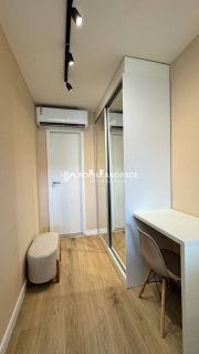 Studio mobiliado frente mar