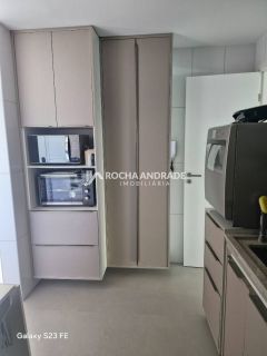 Apartamento Para Vender com 04 quartos 02 suítes no bairro Pituba em Salvador