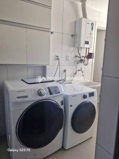 Apartamento Para Vender com 04 quartos 02 suítes no bairro Pituba em Salvador