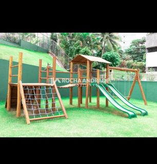 Apartamento Para Vender com 04 quartos 02 suítes no bairro Pituba em Salvador