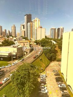 Sala Venda, Centro Empresarial Iguatemi,  decorada.